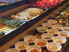 -牛YO寿喜烧·铁板烧和牛火锅自助(市府恒隆店)