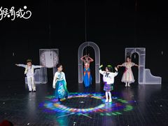-猴有戏教育戏剧·音乐剧·主持口才·演讲朗诵辩论(环球港华师大校区)