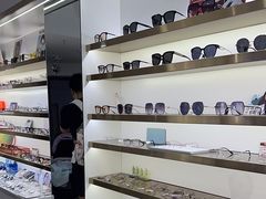 -视野联行眼镜蔡司·依视路官方授权店(顺城店)