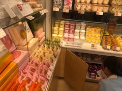 零售区-好利来(团结湖店)