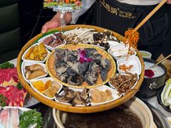 -土连锅·现熬养生汤锅(梁家巷店)