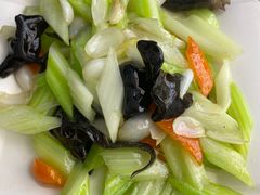 西芹百合-东伊顺(高银街店)