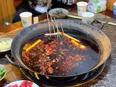红锅-星鸿社重庆老火锅(燃灯寺分店)