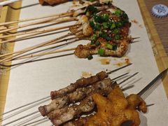 -街角等你.大连海鲜烧烤.经典铁板海鲜串(西安路店)