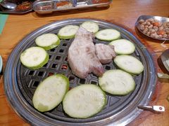 -唯成•韩国炭火烤肉 유성고기