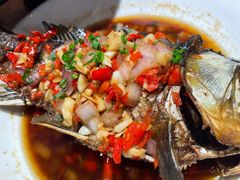 香煎大鲫鱼-费大厨辣椒炒肉(黄兴中心广场店)