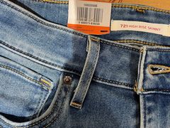 -砂之船奥莱(南京江宁店)
