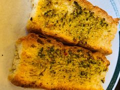 餐前蒜香法包-PIZZA BIANCA(万象城店)