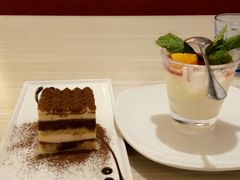 -必胜客(WOW贺州灵峰店)