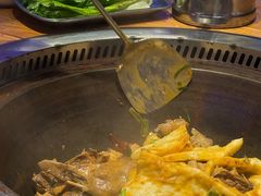 -山河屯铁锅炖·非遗东北菜(南山店)