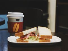 牛肉火腿三明治-DOUTOR德咖伦(吴江路店)