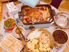 -肖肖酸萝卜鱼火锅(总店)