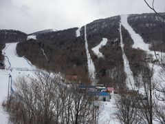 -亚布力新体委滑雪场