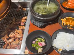 -肉甲韩国木炭烤肉(新壹街1店)