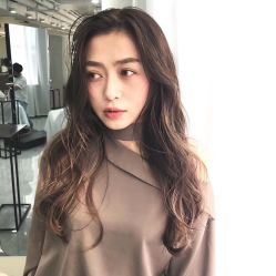 -茶发Salon·烫发染发理发