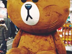 -LINE FRIENDS Garosu-gil Flagship Store