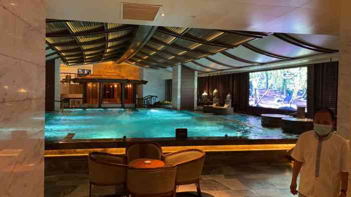 浅深(厦门店)-"环境非常高大上,价格也实惠,有温泉,蒸房.