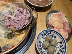 -洱火云南酸菜牛肉火锅(石景山当代商城店)