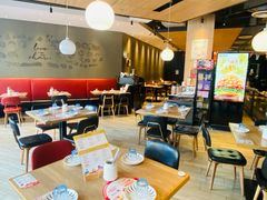 -必胜客(新中纬店)