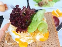 -三亚湾海居铂尔曼度假酒店