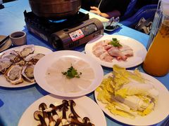 吃稻谷文昌鸡-千岛蚝高压锅生蚝·人参火锅(白云万达店)