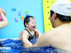 -龙格亲子游泳俱乐部(泊富中心)