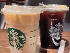 -星巴克臻选(南京金茂览秀城店)