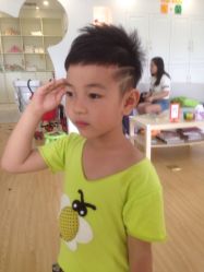 -星童star.kids儿童发型设计·满月胎发(玉兰花园店)