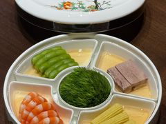 -新光酒家·方亮蟹宴·河豚(浦东店)