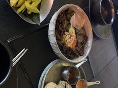 -Ameigo梅果·云贵川bistro(长宁来福士店)