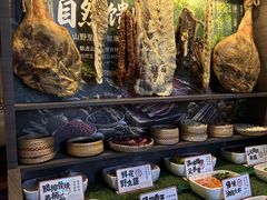 -桥边小楼·手工云南菜·古城观景小楼