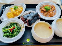 -菁幼月子会所(儿童医院店)