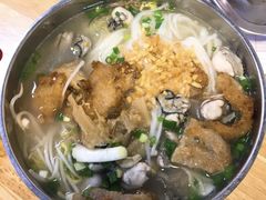 炸豬扒蠔仔米粉-新武二广福潮粉面食馆(哥英布拉街)