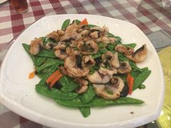 炒大头鱼片-龙桥私厨·姜花菊花过桥鱼·顺德菜(容桂店)