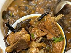 -闯关东东北农家菜(崂山石老人店)