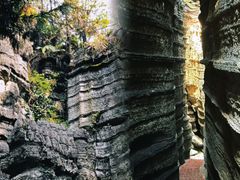 -梭布垭石林景区