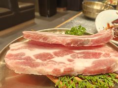 -草家酱蟹炭火烤肉店(珲春南路二店)