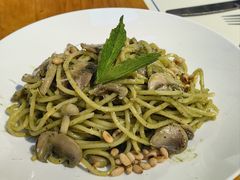 传统青酱松子意面-沏点Trattoria意大利餐厅(新街口店)