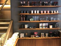 -星巴克臻选(广州好世界广场店)