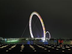 -南京眼步行桥