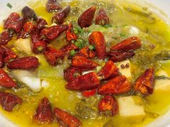 招牌热炝酸菜鱼-鱼你在一起(虹口星荟中心店)