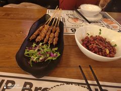 -爱啤精酿·民谣酒馆(滨江店)