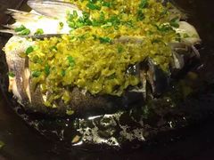 -阿瓦山寨·湘菜现炒·剁椒鱼头王(咸阳总店)