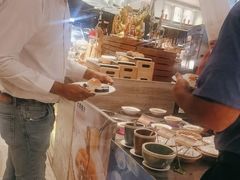 -宝利来国际大酒店-凤凰阁旋转餐厅