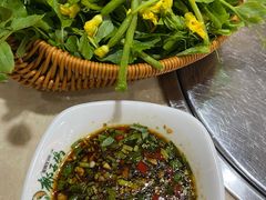 -墨脱石锅椰子鸡•香草鸭•东山羊(大东海店)