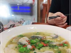 -椒香川流不息川菜馆(二七北路店)