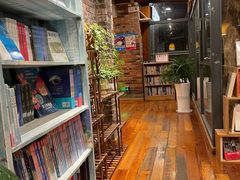 -猫的天空之城概念书店(景德镇陶溪川店)