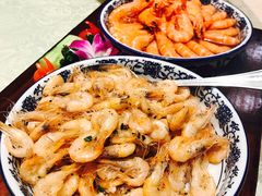 -山明水秀大饭店