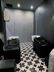 -老肖男士理发店