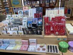 -覔书店(壹方城店)